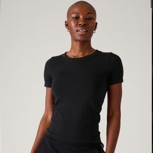 NWT Athleta RENEW SEAMLESS CREWNECK TEE Small Black
